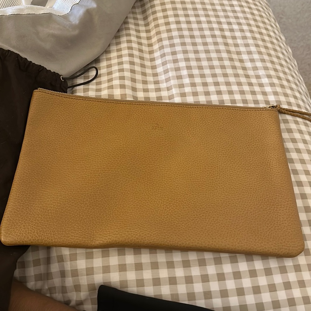 Gucci Leather clutch